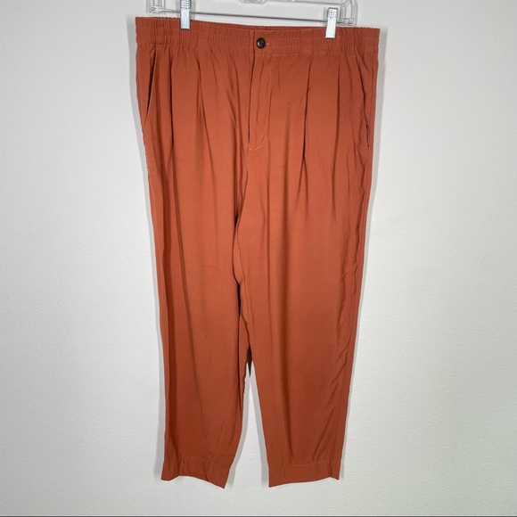 MADEWELL Drapey Track Trousers in Weathered Brick Size Large - Picture 2 of 10